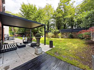 Photo 13- click for photo gallery